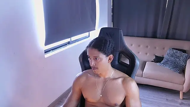 Liam_V webcam
