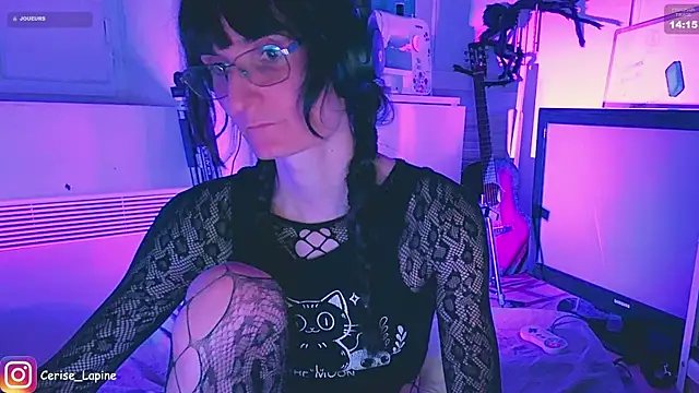 CeriseLapine webcam