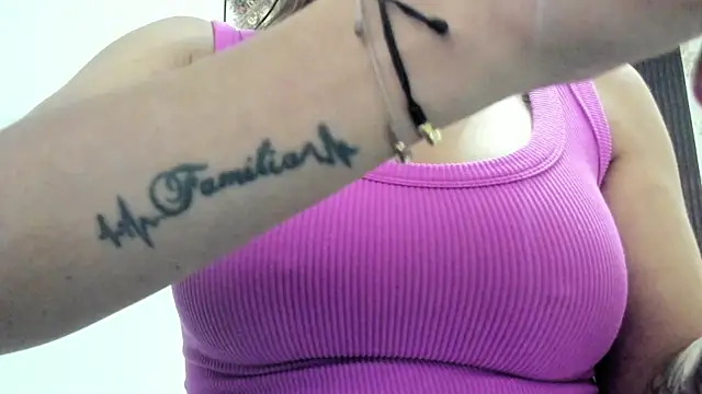 sararestrepo webcam