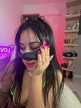 queen-chamss