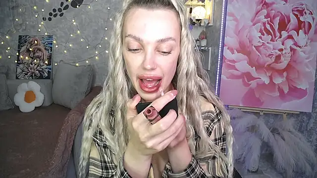 NickyAdamidi webcam