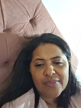 Katrina_Lush webcam