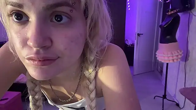 MagalyEssinger webcam