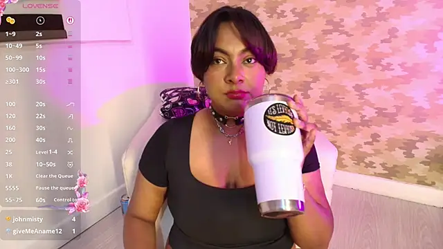 alexa_cruz__ webcam