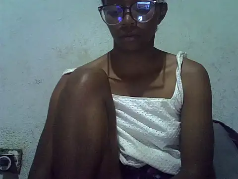 ElianeHot webcam