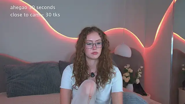LilVivi_Bae webcam