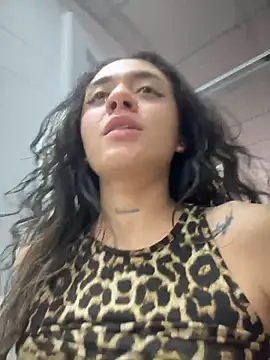 SinSirenXXX live sex cam