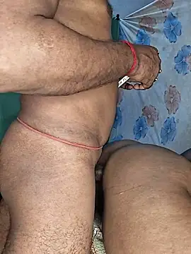 Real_Desi_Couple webcam