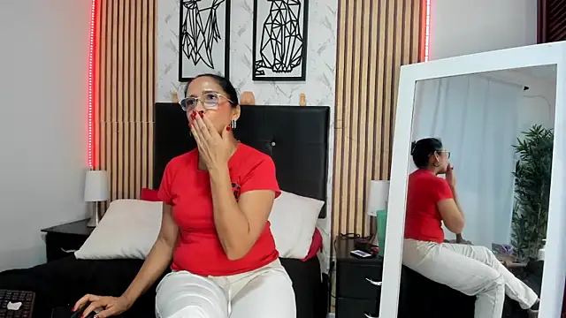 AnnaArela webcam