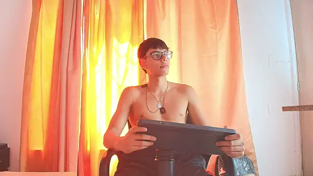 Lenny_knox2 webcam