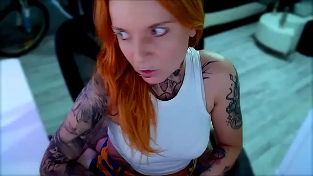 InesGold live cam on StripChat