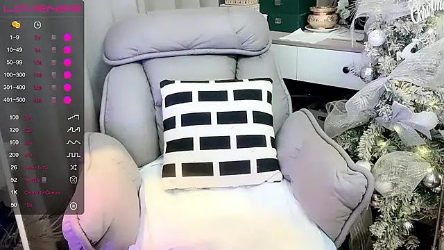 Monica-666888- webcam