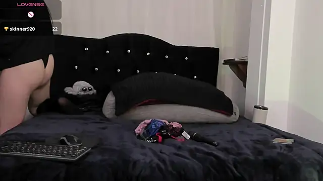Amy_Aloqua webcam