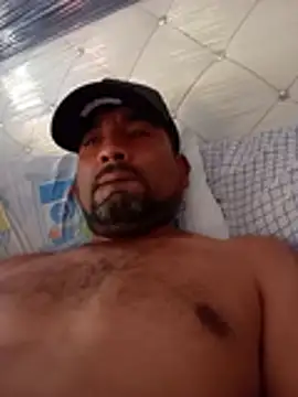 Ernesthot82 webcam