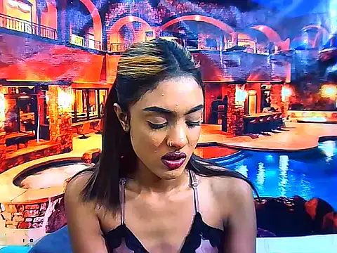 IndianPretty14u2Luv webcam