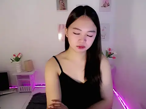 lustfullakim webcam