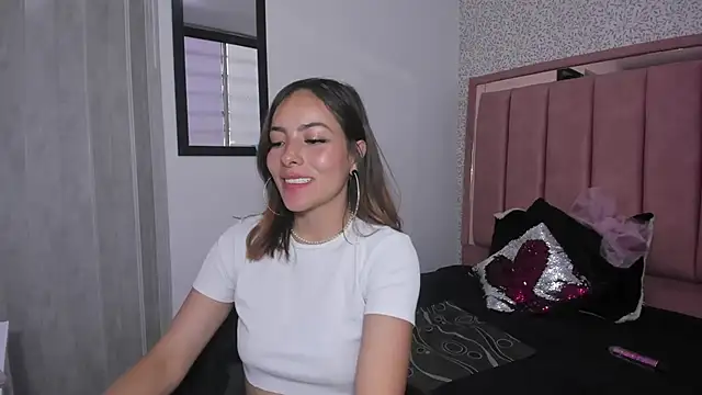 LIA__MILLER_ webcam