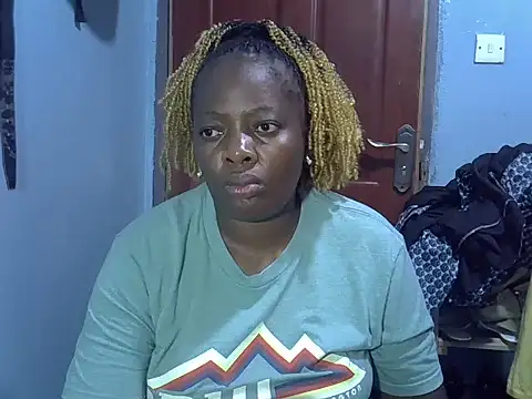 Ebonyceline webcam