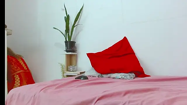 chantalsemenova1 webcam