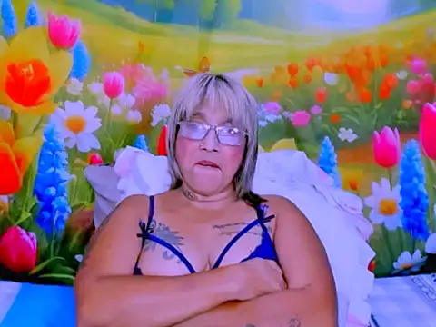indianroxy webcam