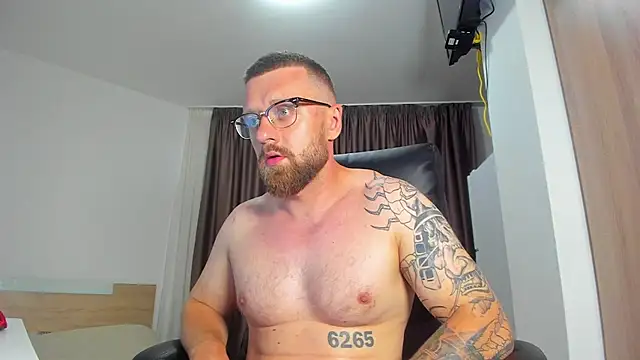 Findom_guy webcam