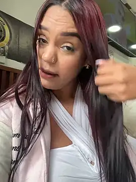 Sara-77 webcam