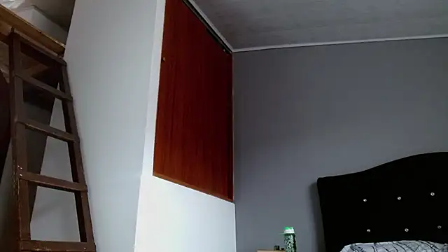 Emilia_1995 webcam
