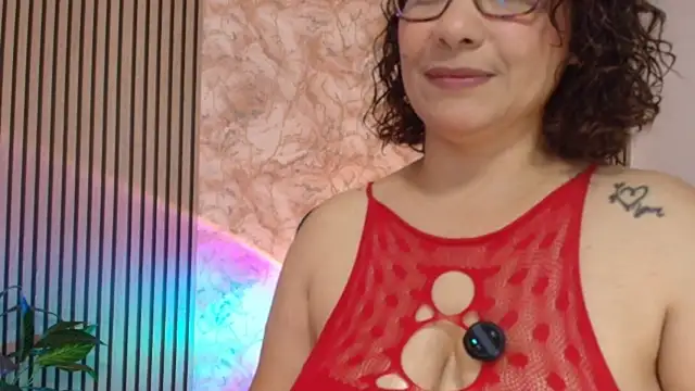 JuliRamirez webcam