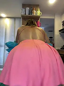 tabata_monroee webcam