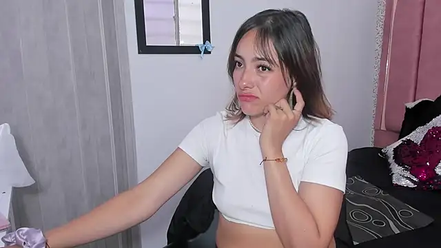 LIA__MILLER_ webcam