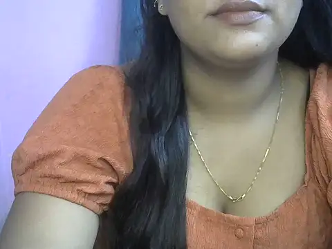 QUEEN-OF-QUEEN webcam
