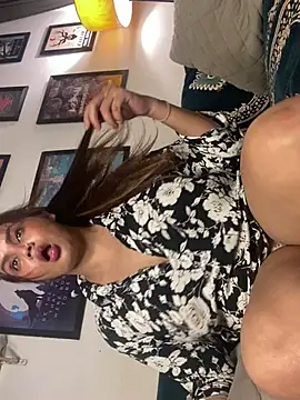 Leena_singh2 webcam