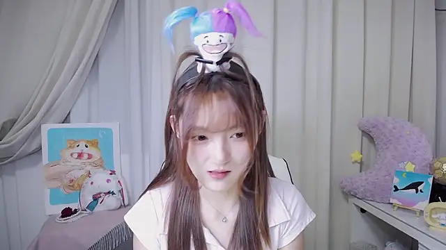 xiao-lulu- live cam on StripChat