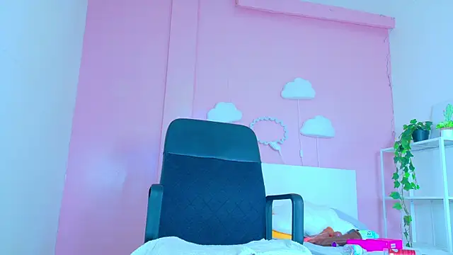 SeleneGibson__ webcam