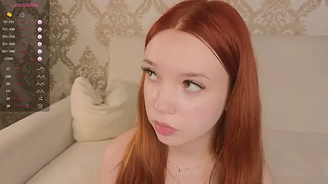 foxy_bloomm (F teen) - spank ass until red