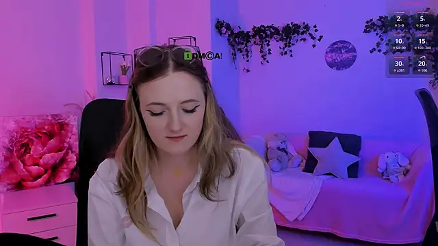 liana_kisses webcam