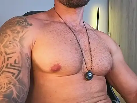 OwenMaximus814 webcam