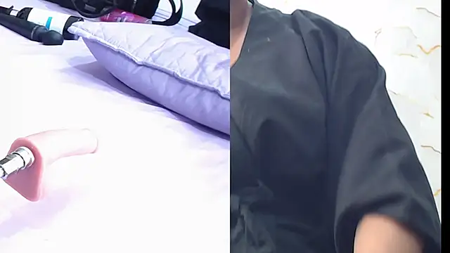 Emma_trons_ webcam