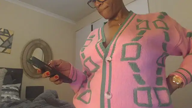 Creamyass22 webcam