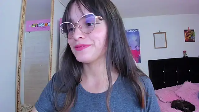 Lucyy-hess webcam