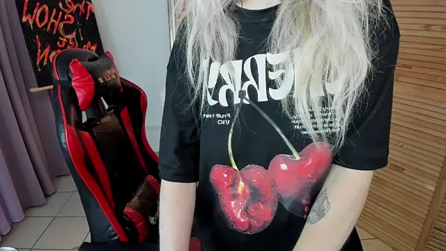 CamillaDreamer webcam