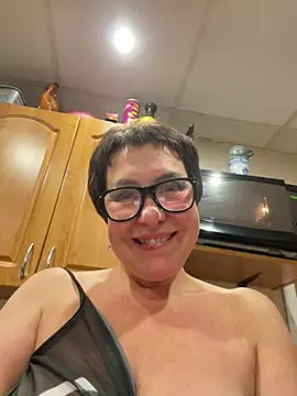 bettybutter_ webcam