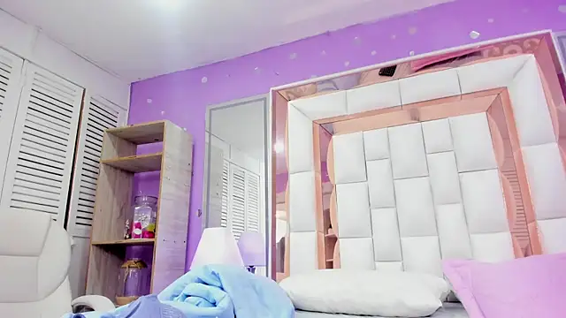 ariana_moon00 webcam