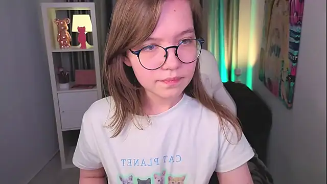 LiaBroock webcam