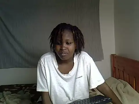 Prettyabiez webcam