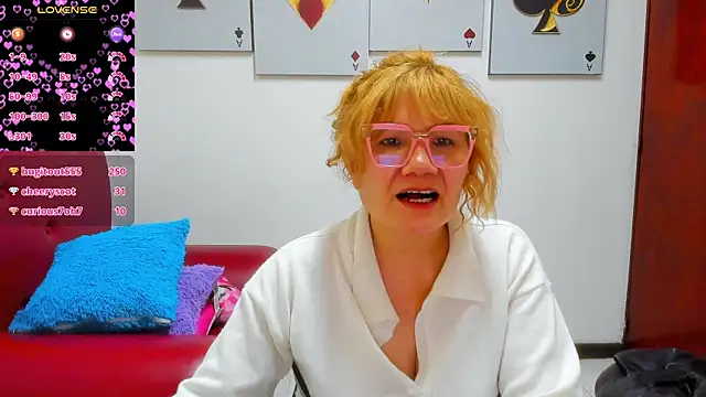 Salomeediaz_ live cam on StripChat