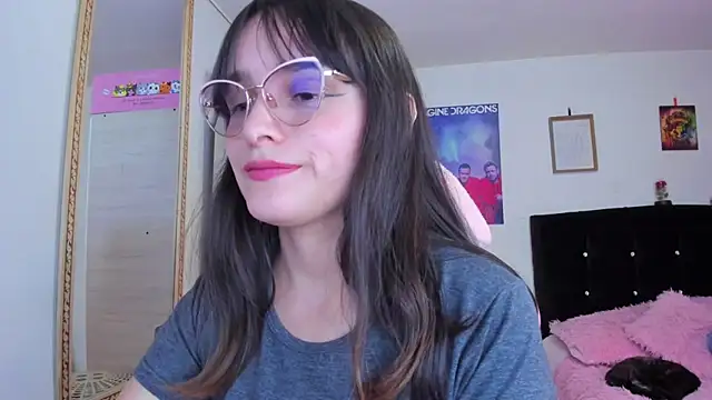 Lucyy-hess webcam