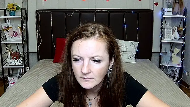 MeganPirs live cam on StripChat
