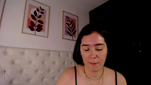 Barbie_Goddess live cam on StripChat