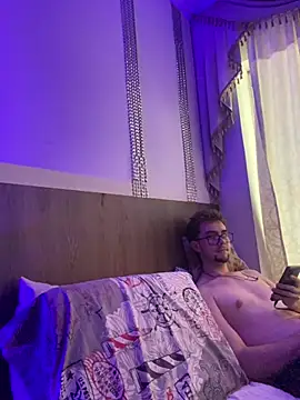 veronicasaenzx (G young) - Suck deep cock